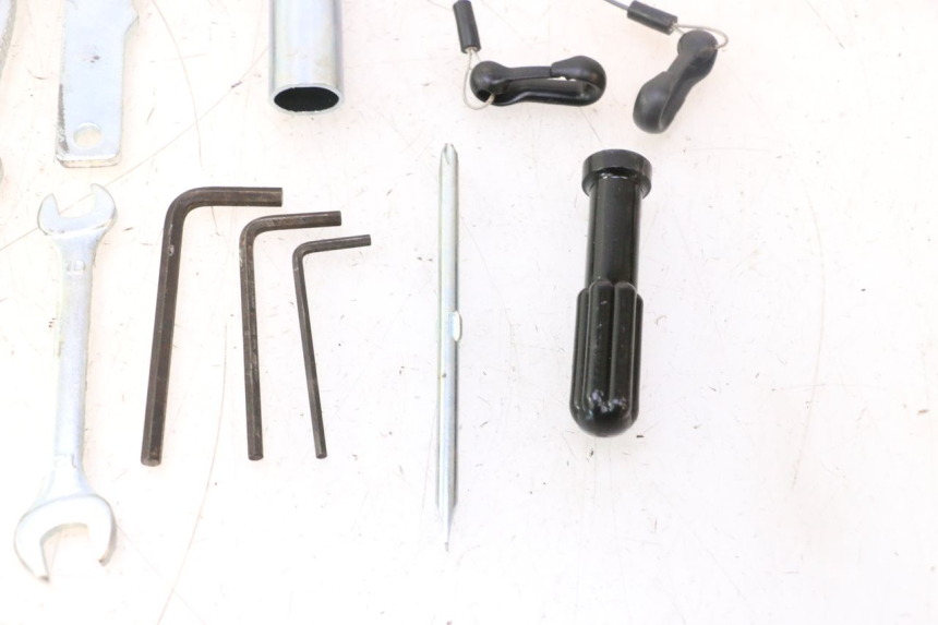 photo de KIT UTENSILI YAMAHA YZF R6 600 (2008 - 2009) - Primo piano tecnico