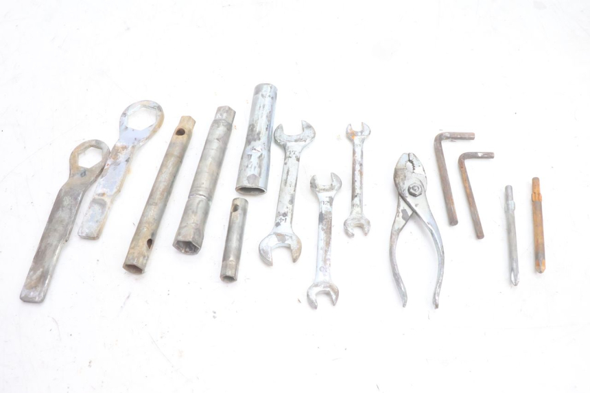 photo de KIT UTENSILI KAWASAKI ZZR 600 (1995 - 2004) - Vista principale