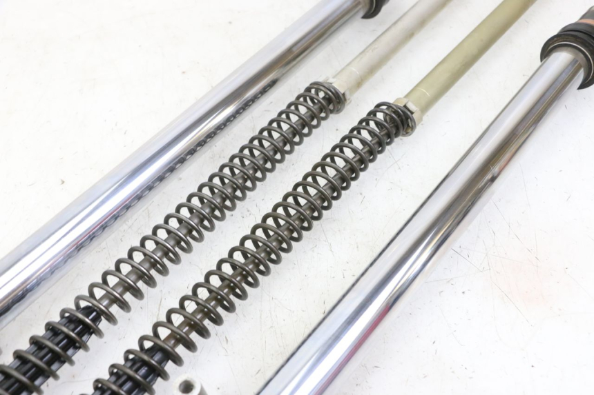 photo de STELI FORCELLA HONDA CR 85 (2003 - 2007) - Focus sulla struttura