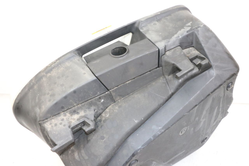 photo de VALIGIA DESTRA MOTO GUZZI NORGE 8V GT 1200 (2011 - 2016) - Dettagli dei punti di fissaggio
