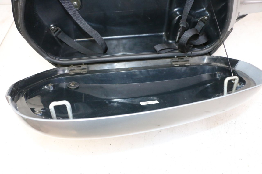 photo de VALIGIA DESTRA HONDA NTV DEAUVILLE 650 (2001 - 2006) - Zoom sullo stato d'uso