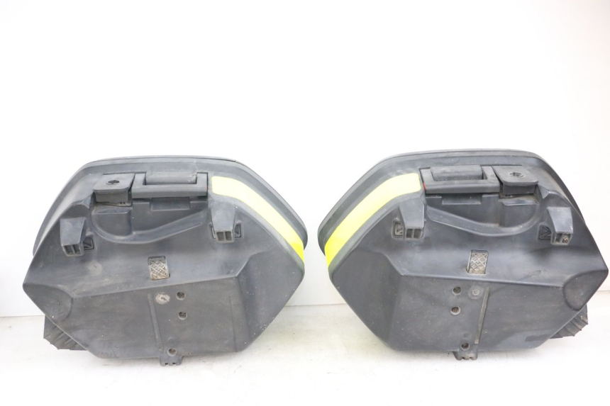 photo de VALIGIA YAMAHA FJR ABS 1300 (2006 - 2012) - Caratteristiche distintive