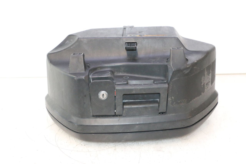 photo de VALIGIA SINISTRA YAMAHA TDM ABS 900 (2002 - 2014) - Marcature e riferimenti originali