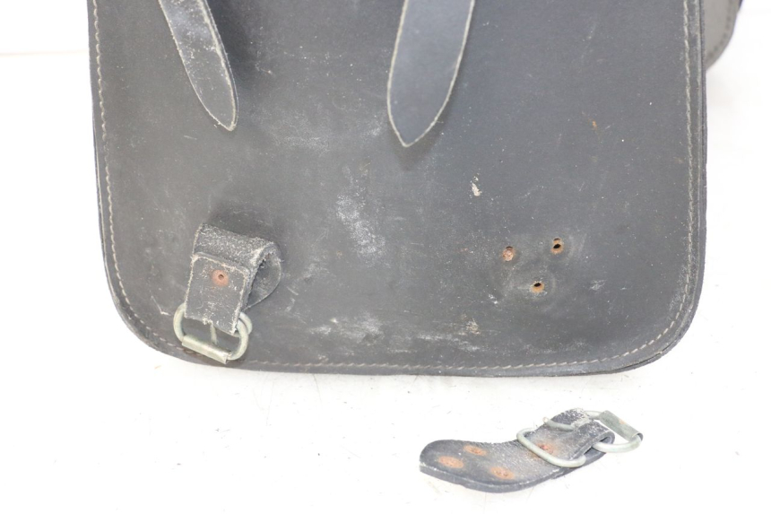 photo de VALIGIA SUZUKI GZ MARAUDER 125 (1998 - 2004) - Dettaglio del componente