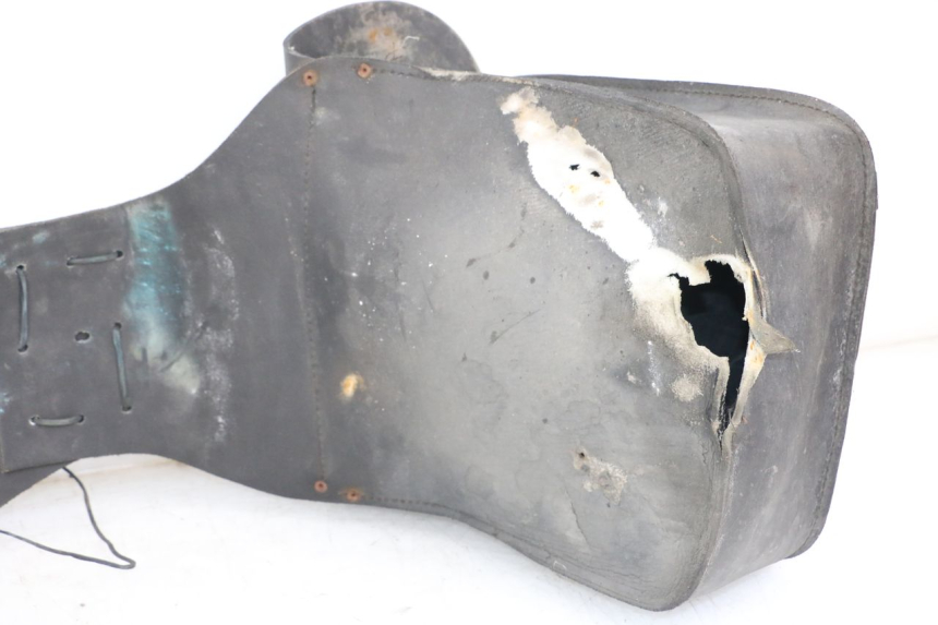 photo de VALIGIA SUZUKI GZ MARAUDER 125 (1998 - 2004) - Primo piano tecnico