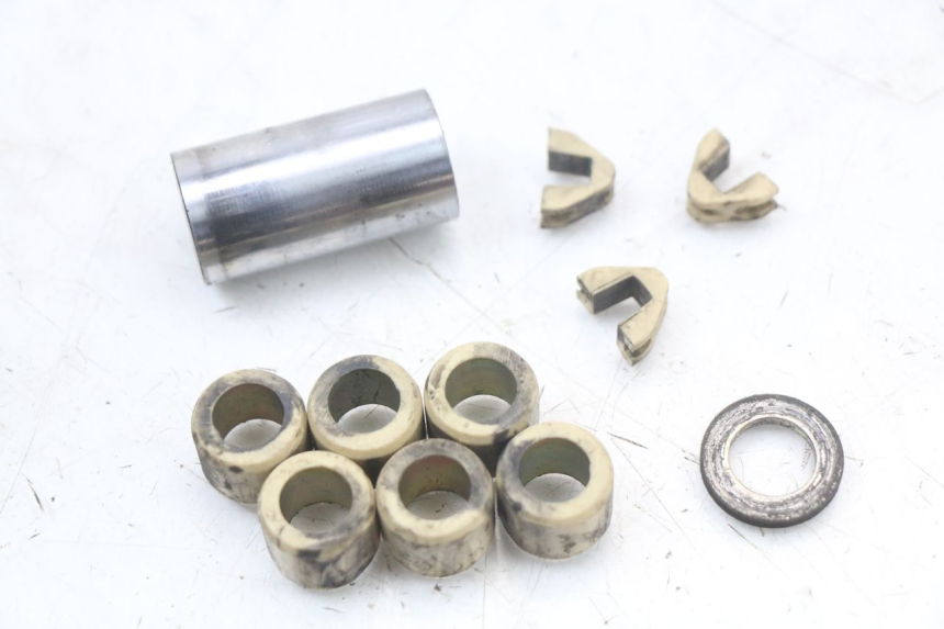 photo de VARIATORE KYMCO AGILITY 4T 50 (2018 - 2022) - Zoom sullo stato d'uso