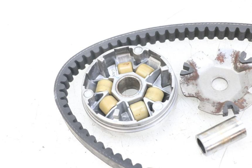 photo de VARIATORE KYMCO AGILITY 4T 50 (2018 - 2022) - Zoom sullo stato d'uso