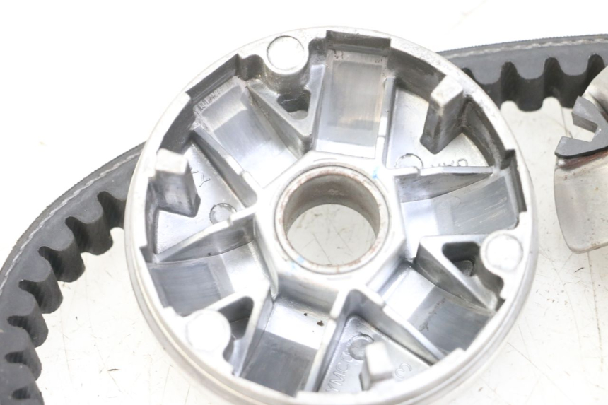 photo de VARIATORE KYMCO AGILITY 4T 50 (2018 - 2022) - Marcature e riferimenti originali