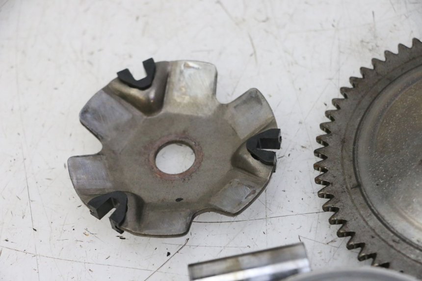 photo de VARIATORE KYMCO AGILITY 4T 50 (2018 - 2022) - Primo piano tecnico