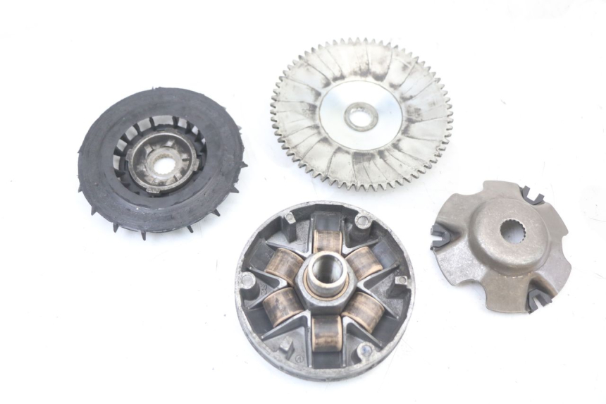 photo de VARIATORE APRILIA SR MOTARD 50 (2012 - 2018) - Vista principale