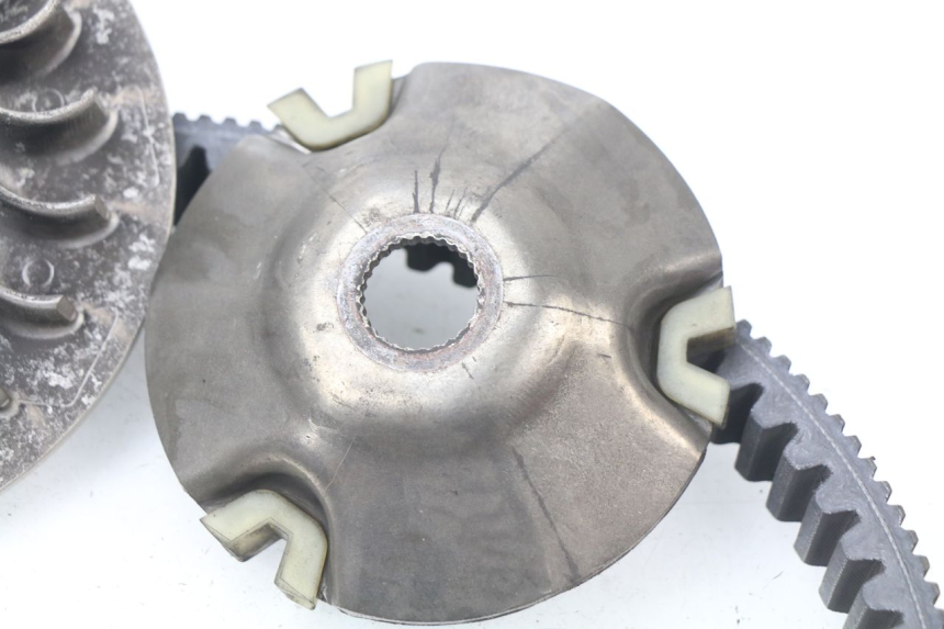 photo de VARIATORE PIAGGIO BEVERLY 500 (2003 - 2007) - Stato della superficie e materiale