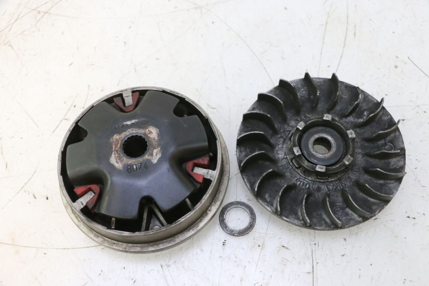 photo de VARIATORE MBK BOOSTER ROCKET 50 (1995 - 1998) - Altra angolazione