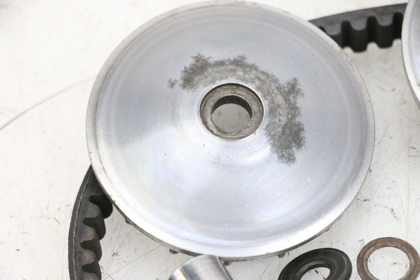 photo de VARIATORE MBK BOOSTER SPIRIT 50 (2004 - 2017) - Primo piano tecnico