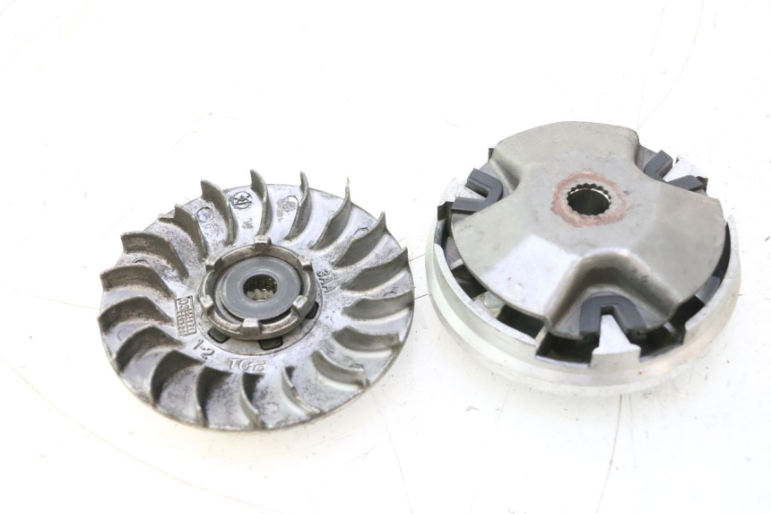 photo de VARIATORE MBK BOOSTER SPIRIT 50 (2004 - 2017) - Dettaglio del componente