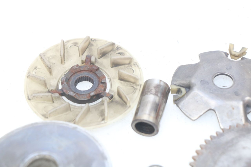 photo de VARIATORE BAOTIAN BT 50 QT-12 50 (2007 - 2009) - Primo piano tecnico