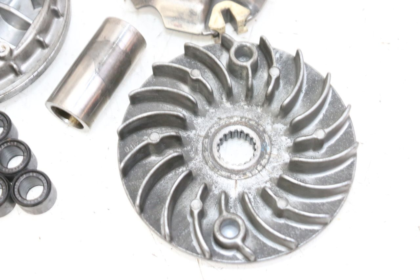 photo de VARIATORE SUZUKI BURGMAN 125 (2007 - 2014) - Altra vista dell'articolo