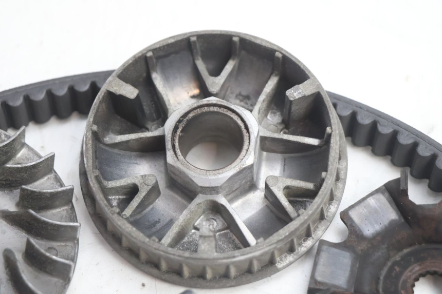 photo de VARIATORE YAMAHA BW'S BWS 125 (2010 - 2013) - Zoom sullo stato d'uso