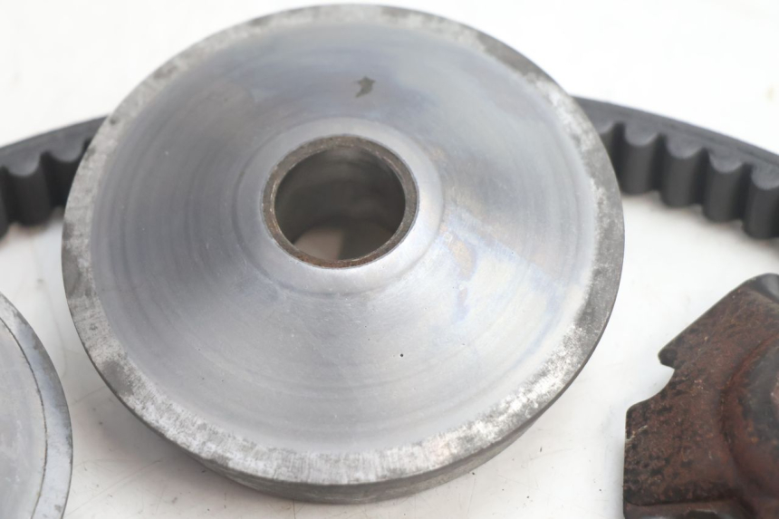 photo de VARIATORE YAMAHA BW'S BWS 125 (2010 - 2013) - Dettagli dei punti di fissaggio