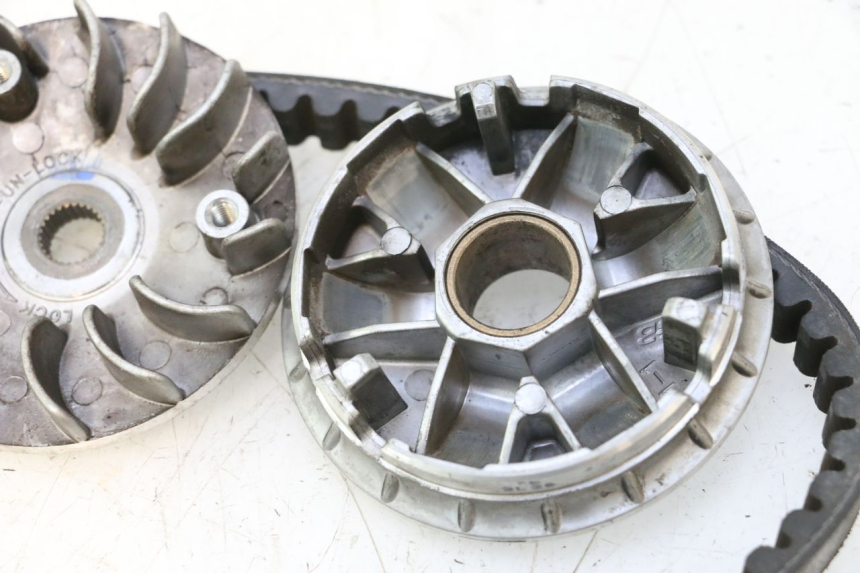 photo de VARIATORE TGB CITY RS 50 (2011 - 2016) - Stato della superficie e materiale