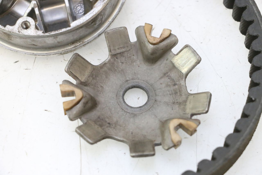 photo de VARIATORE PEUGEOT CITYSTAR 2T 50 (2018 - 2021) - Altra vista dell'articolo