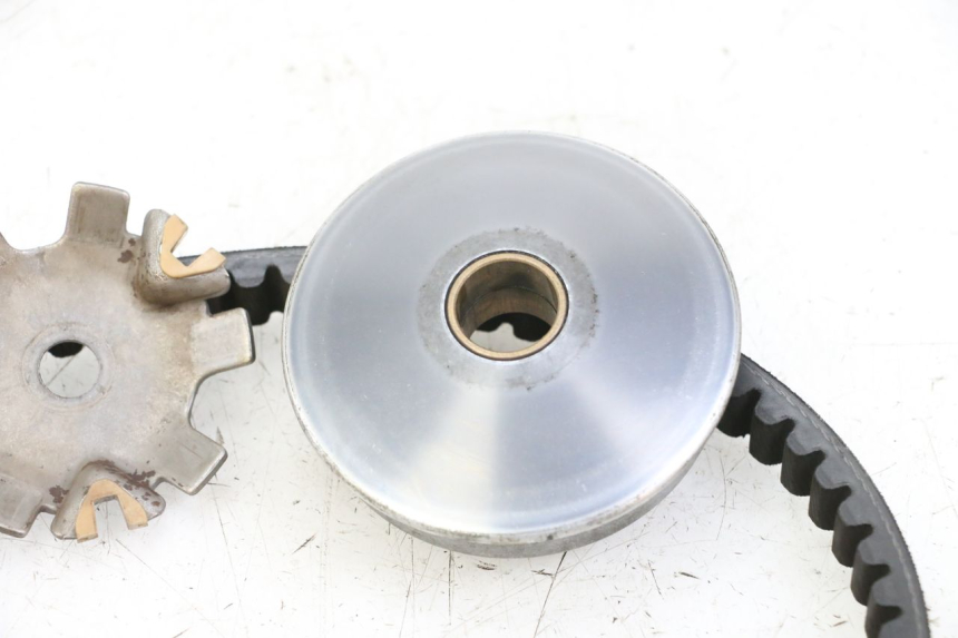 photo de VARIATORE PEUGEOT CITYSTAR 50 (2013 - 2017) - Primo piano tecnico