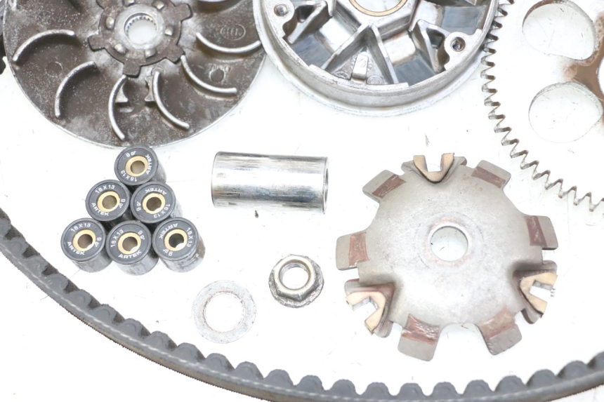 photo de VARIATORE PEUGEOT CITYSTAR 50 (2013 - 2017) - Caratteristiche distintive