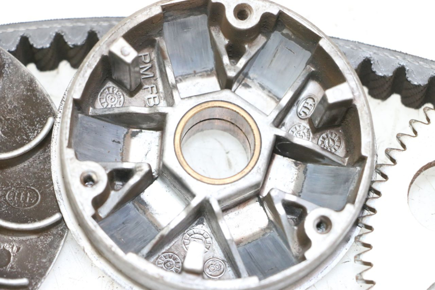 photo de VARIATORE PEUGEOT CITYSTAR 50 (2013 - 2017) - Primo piano ad alta risoluzione