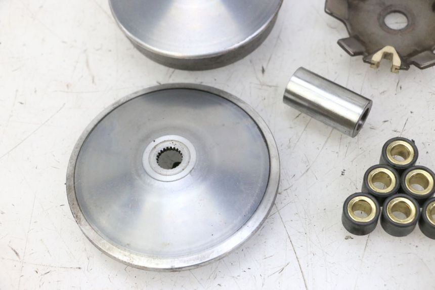 photo de VARIATORE PEUGEOT CITYSTAR 50 (2013 - 2017) - Altra angolazione