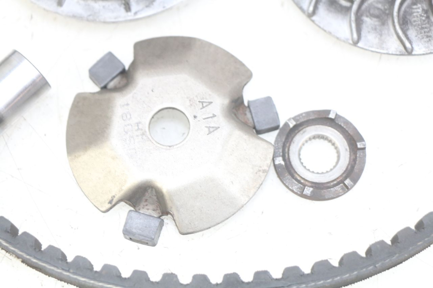 photo de VARIATORE SYM CROX 4T 50 (2016 - 2023) - Dettagli dei punti di fissaggio