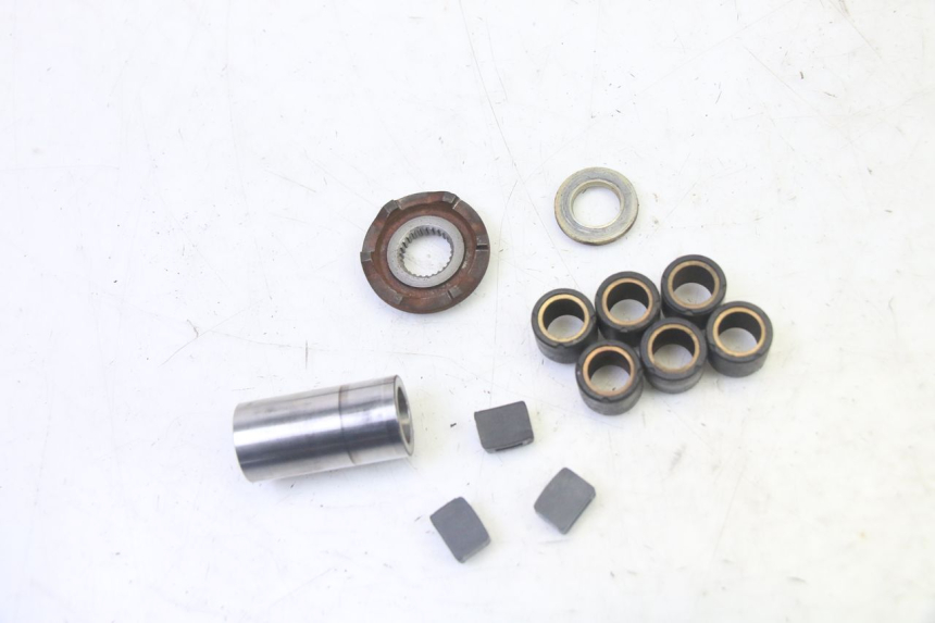 photo de VARIATORE SYM CROX 4T 50 (2016 - 2023) - Primo piano tecnico