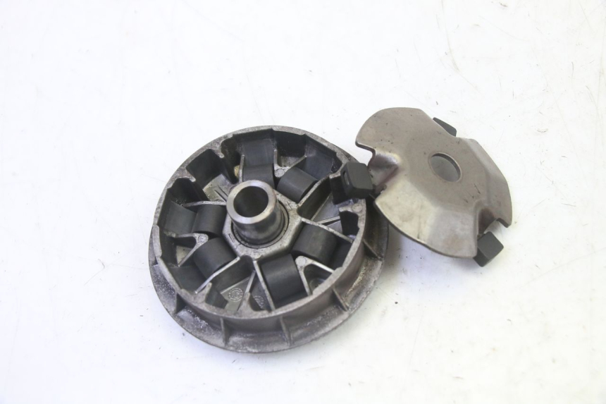 photo de VARIATORE SYM CROX 4T 50 (2016 - 2023) - Primo piano tecnico