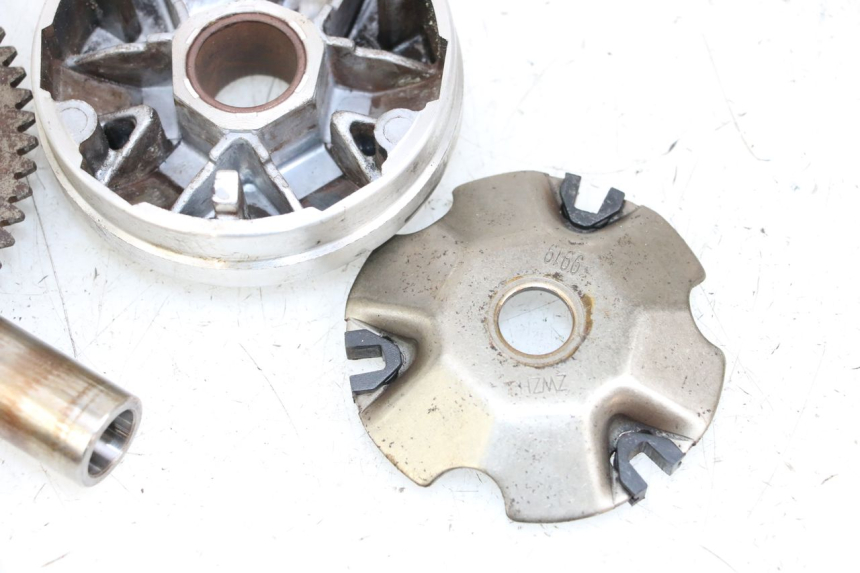 photo de VARIATORE LONGJIA DIGITA 4T 50 (2019 - 2022) - Dettagli dei punti di fissaggio