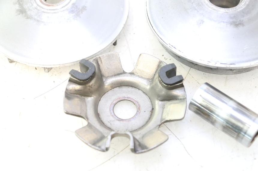 photo de VARIATORE CF MOTO E-CHARM 125 (2005 - 2008) - Primo piano tecnico