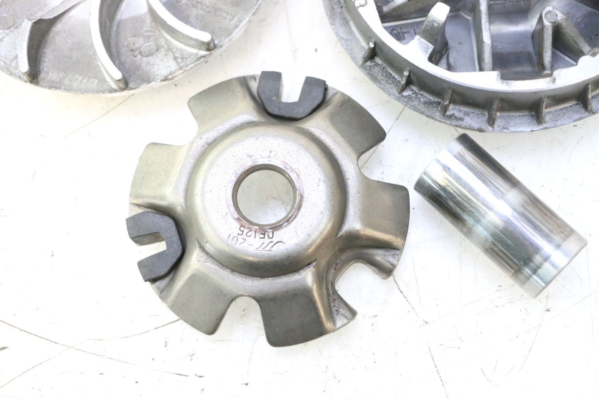 photo de VARIATORE CF MOTO E-CHARM 125 (2005 - 2008) - Ricambio usato controllato