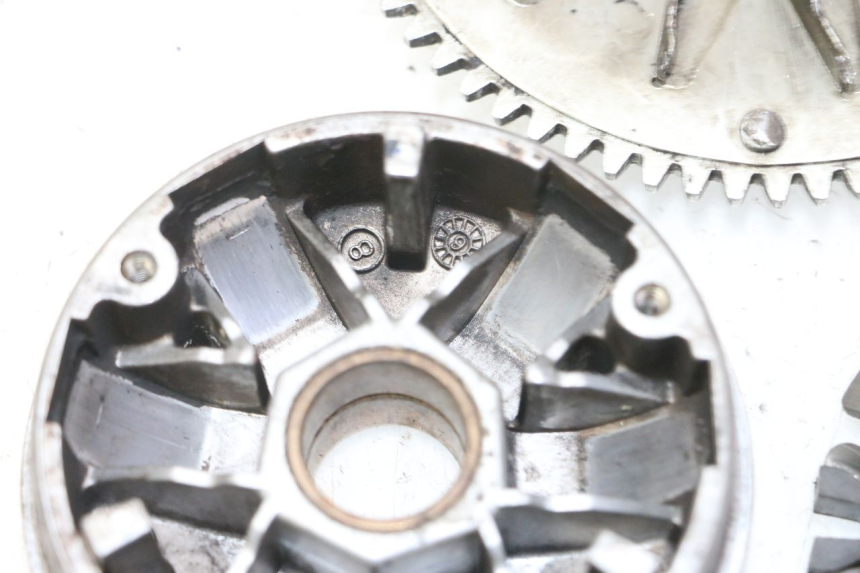 photo de VARIATORE PEUGEOT ELYSTAR 50 (2002 - 2014) - Stato della superficie e materiale