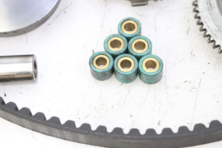 photo de VARIATORE PEUGEOT ELYSTAR 50 (2002 - 2014) - Altra angolazione