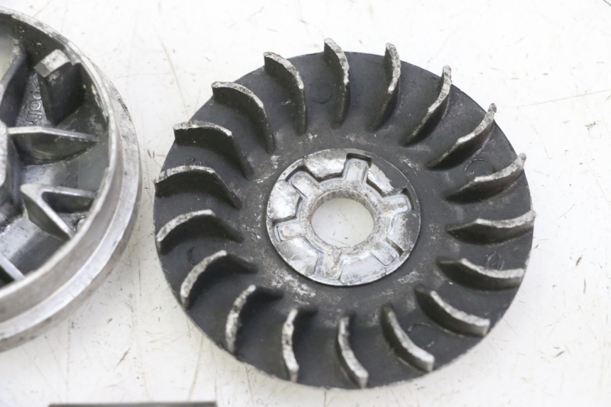 photo de VARIATORE KEEWAY F-ACT FACT 50 (2006 - 2011) - Primo piano ad alta risoluzione