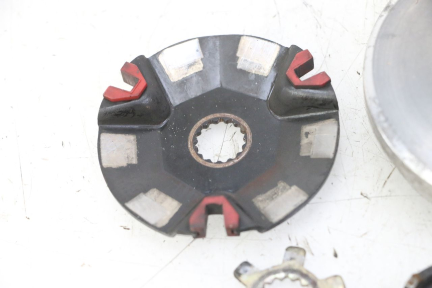 photo de VARIATORE KEEWAY F-ACT FACT 50 (2006 - 2011) - Primo piano tecnico