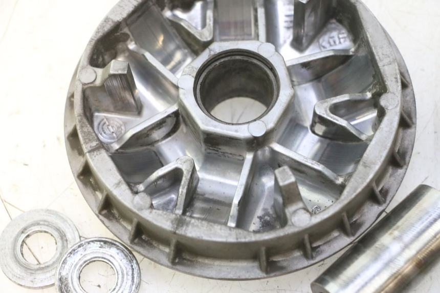 photo de VARIATORE HONDA FES PANTHEON 125 (2003 - 2007) - Caratteristiche distintive