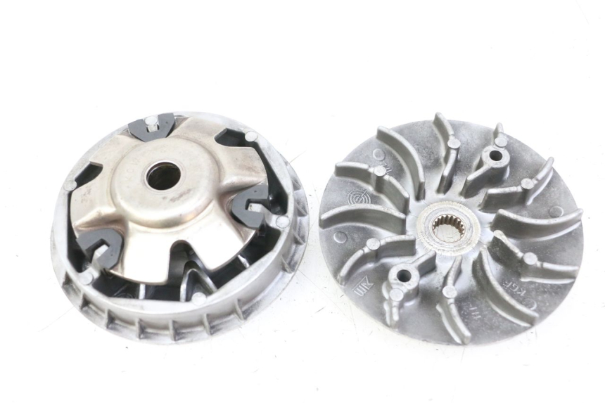 photo de VARIATORE HONDA FES S-WING SWING ABS 125 (2007 - 2015) - Dettaglio del componente