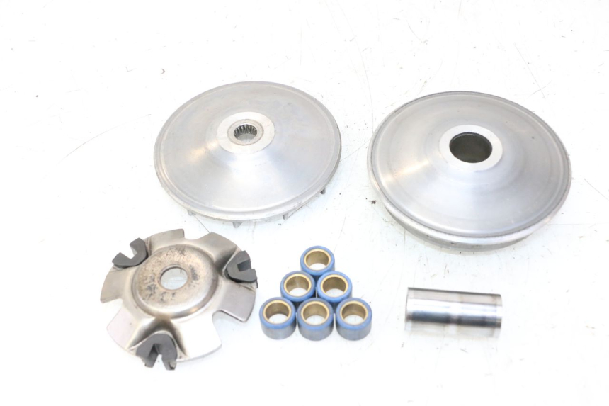 photo de VARIATORE HONDA FES S-WING SWING ABS 125 (2007 - 2015) - Stato della superficie e materiale