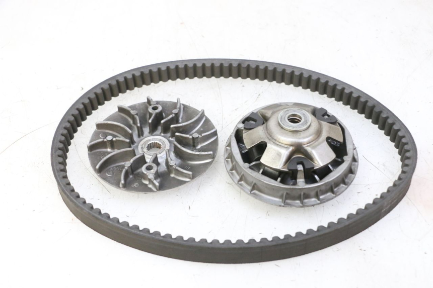 photo de VARIATORE HONDA FES S-WING SWING ABS 125 (2007 - 2015) - Dettaglio del componente