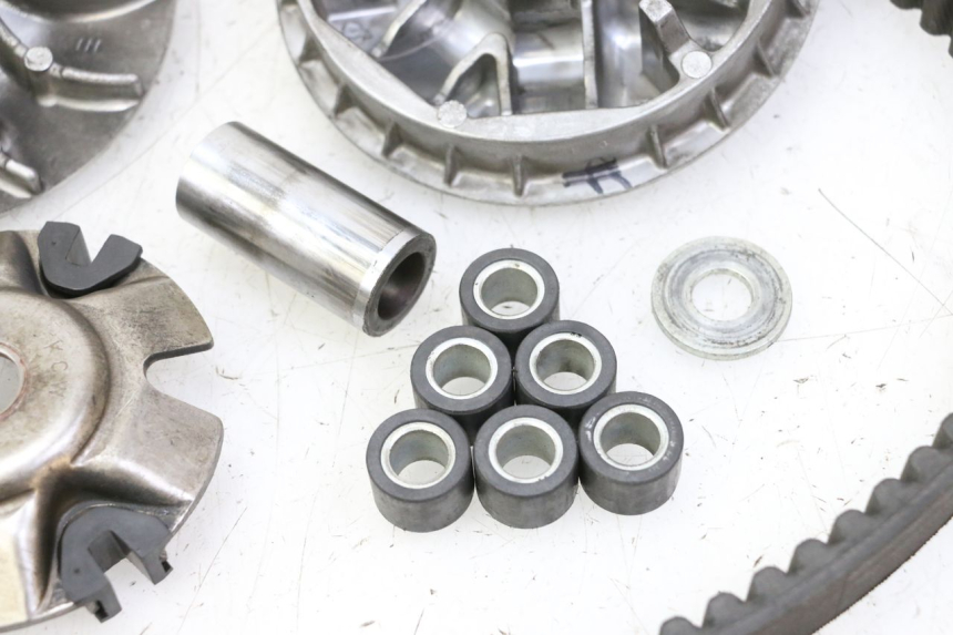 photo de VARIATORE HONDA FES S-WING SWING ABS 125 (2007 - 2015) - Ricambio usato controllato