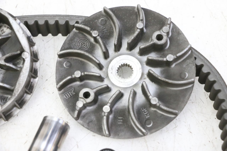 photo de VARIATORE HONDA FES S-WING SWING ABS 125 (2007 - 2015) - Altra vista dell'articolo