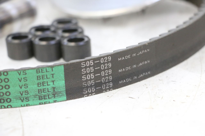 photo de VARIATORE HONDA FES S-WING SWING ABS 125 (2007 - 2015) - Zoom sullo stato d'uso