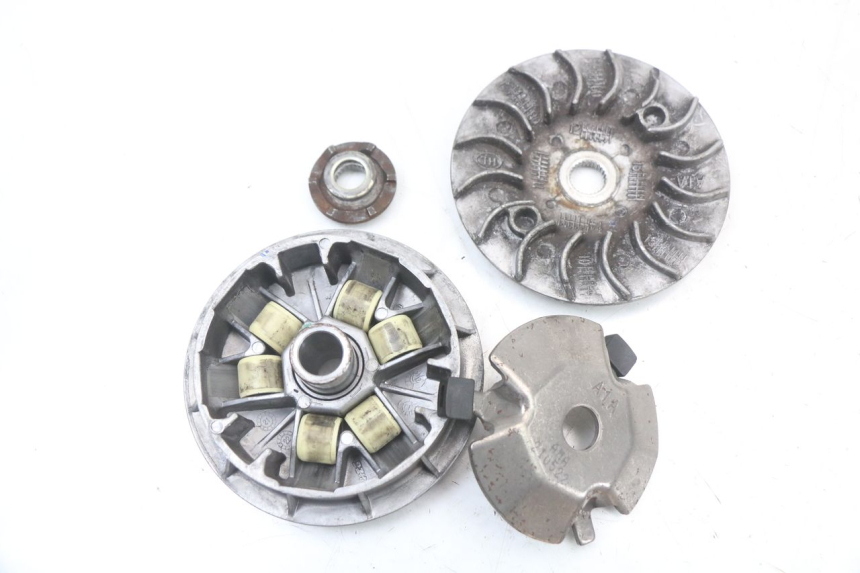 photo de VARIATORE SYM FIDDLE 3 III 50 (2014 - 2020) - Zoom sullo stato d'uso