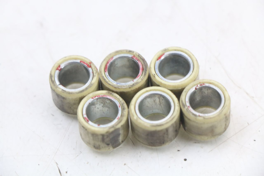 photo de VARIATORE SYM FIDDLE 3 III 50 (2014 - 2020) - Stato della superficie e materiale