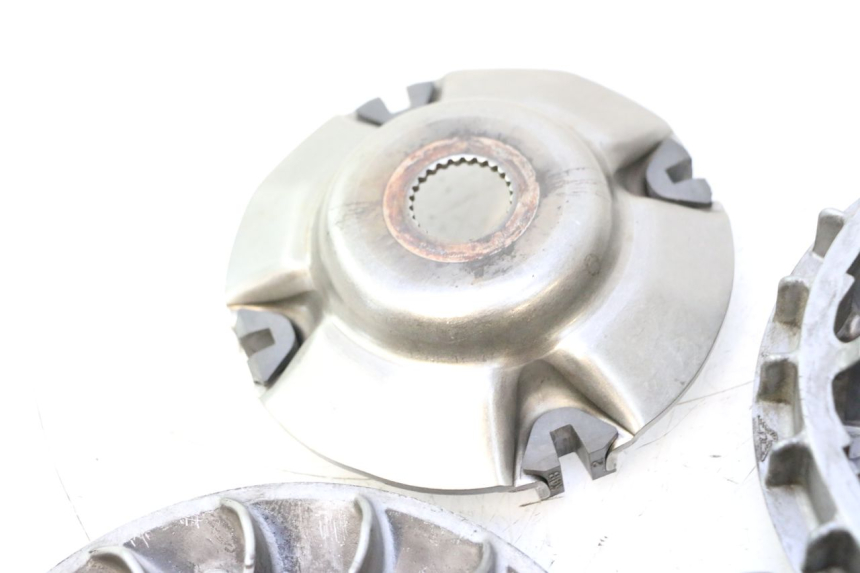 photo de VARIATORE HONDA FJS SILVER WING SILVERWING 400 (2005 - 2008) - Primo piano ad alta risoluzione