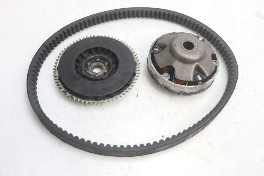 photo de VARIATORE PIAGGIO FLY 2T 50 (2004 - 2017) - Primo piano tecnico