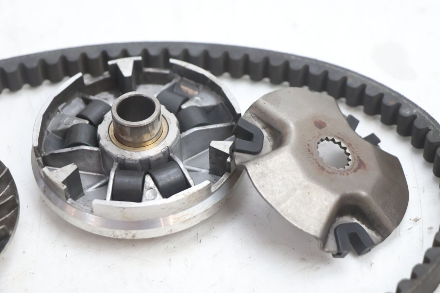 photo de VARIATORE KEEWAY FOCUS 50 (2006 - 2009) - Caratteristiche distintive